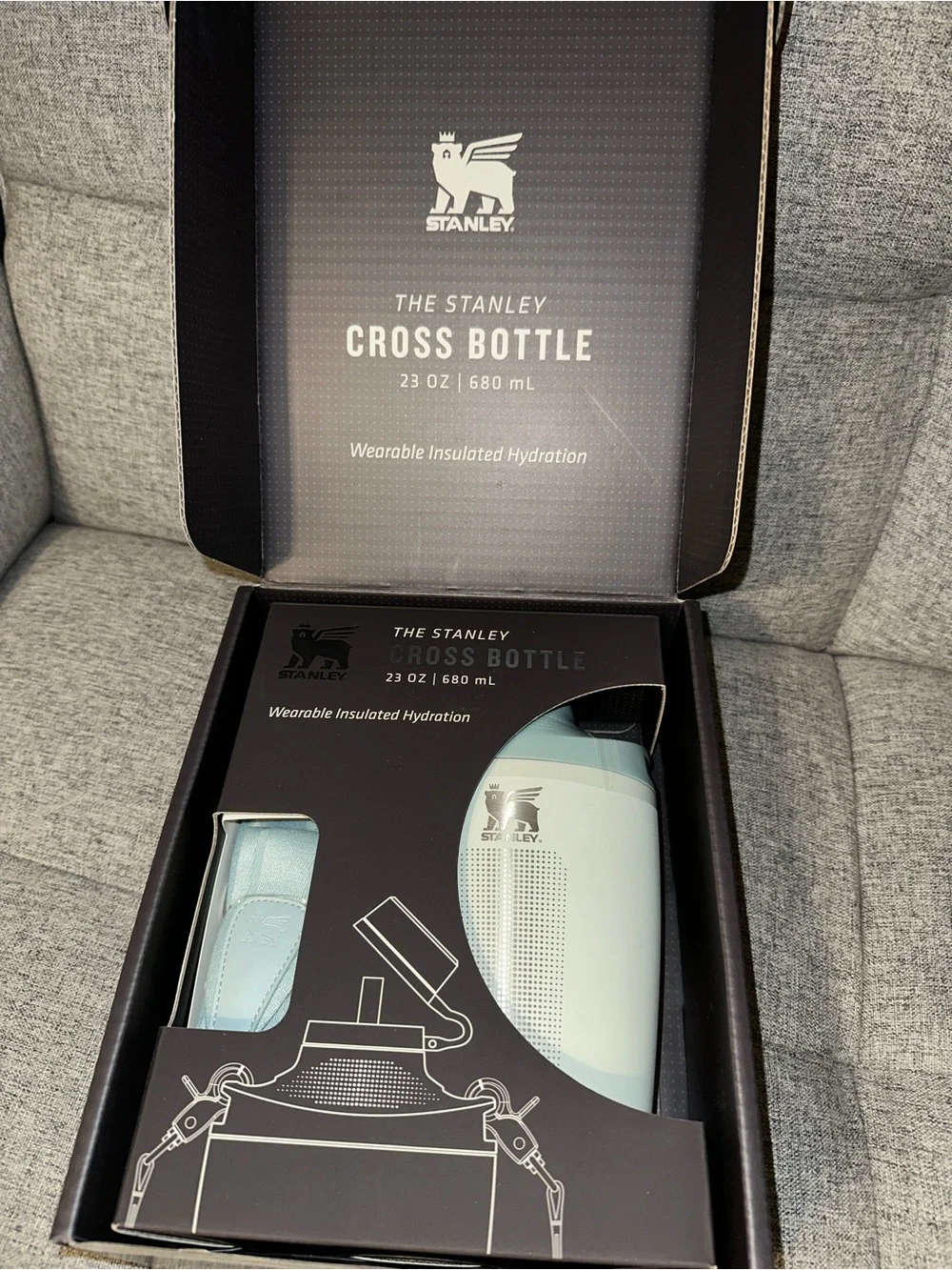 Stanley Cross Bottle 23oz - Mint